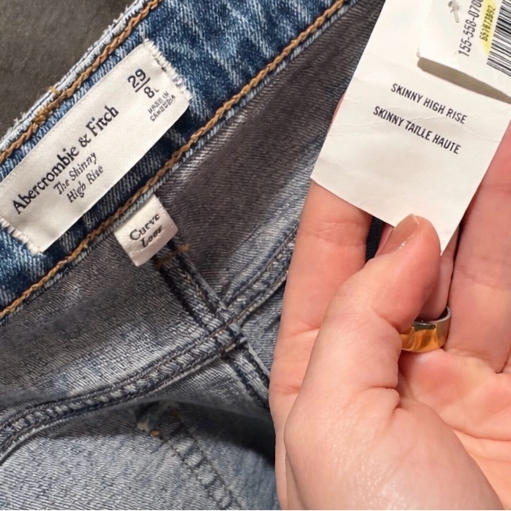 Abercrombie & Fitch Light Blue Skinny Jeans (NWT) - Picture 3 of 3